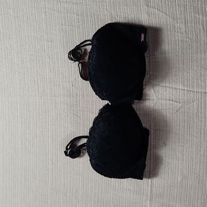 Pink 32DD bra